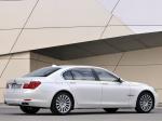 BMW 760Li 2009 года